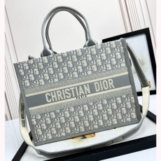 Christian Dior Shopping Bags